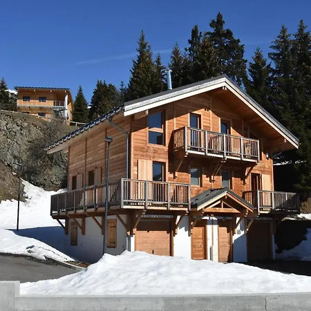 Splendid In With Tv Chalet