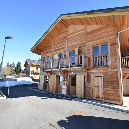 Splendid In With Tv Chalet